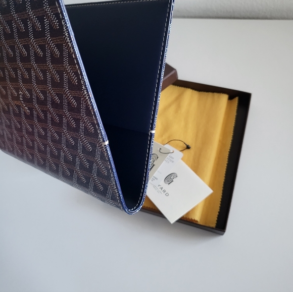 Goyard Navy Blue Goyardine Agenda/Document Cover - Picture 5 of 9